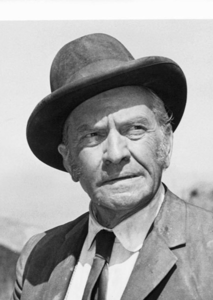 Fredric March photo
