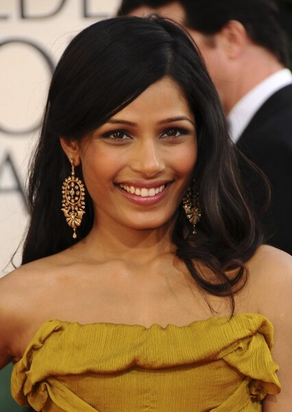 Freida Pinto photo