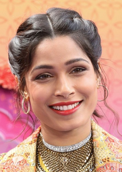 Freida Pinto photo