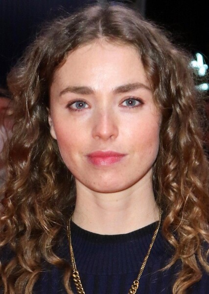 Freya Mavor photo