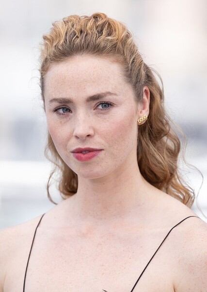Freya Mavor photo