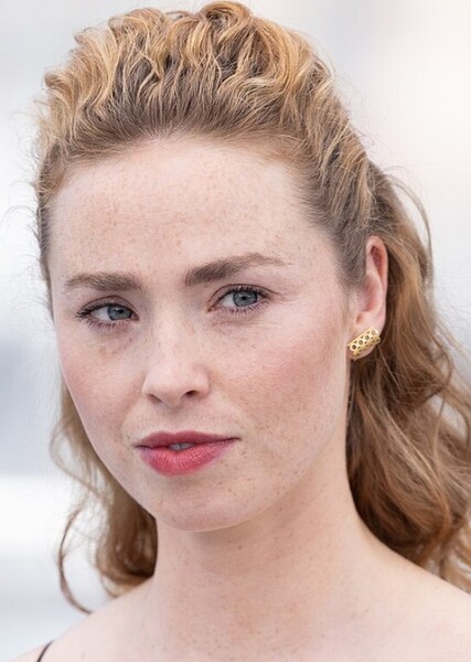 Freya Mavor photo