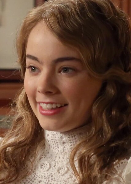 Freya Tingley photo
