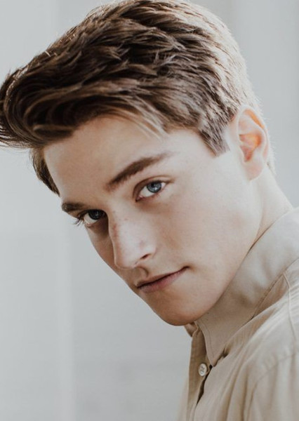Froy Gutierrez photo