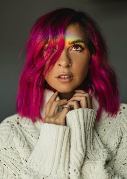 Gabbie Hanna photo
