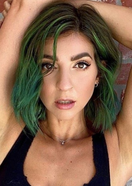 Gabbie Hanna photo