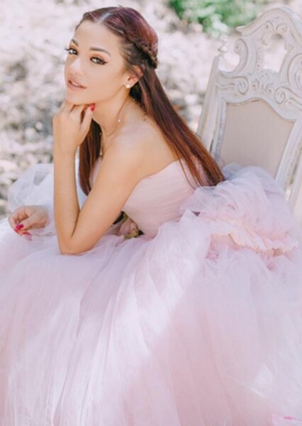 Gabi DeMartino photo
