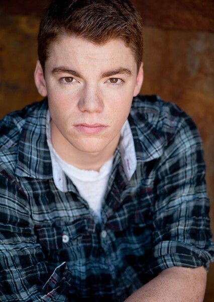 Gabriel Basso photo