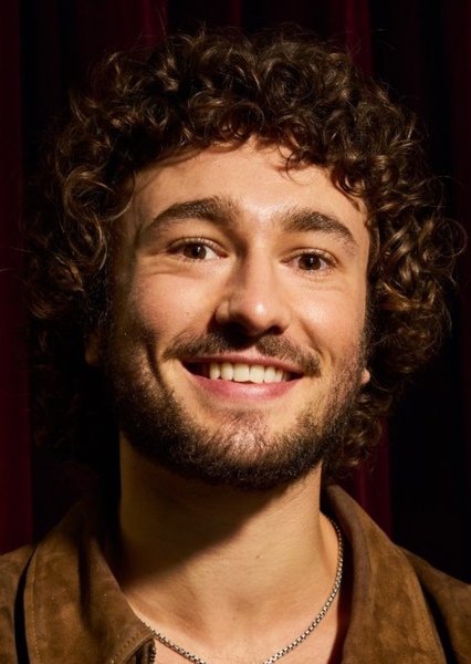 Gabriel LaBelle photo