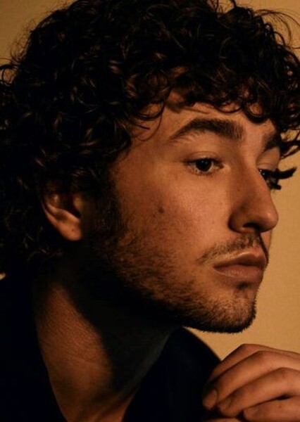 Gabriel LaBelle photo