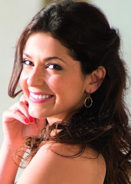 Gabriela Barros photo