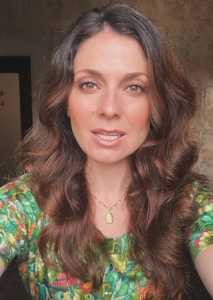 Gabriela Barros photo