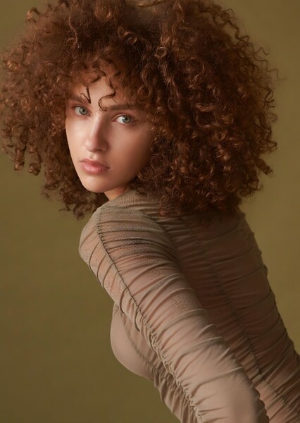 Gabriella Laws