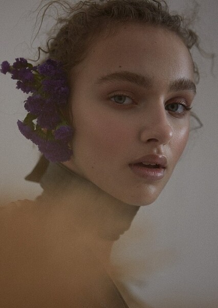 Gabriella Laws photo