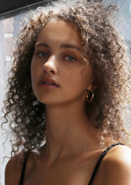 Gabriella Laws photo