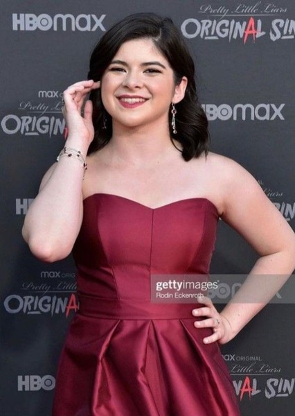 Gabriella Pizzolo photo