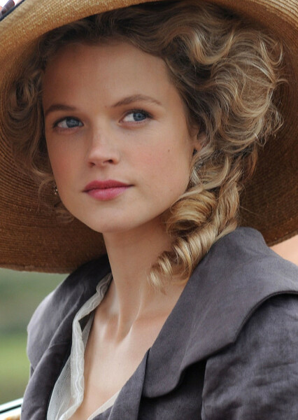 Gabriella Wilde photo