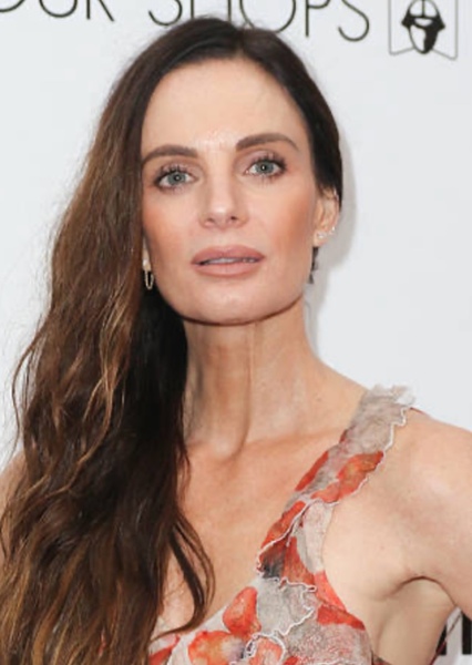 Gabrielle Anwar photo
