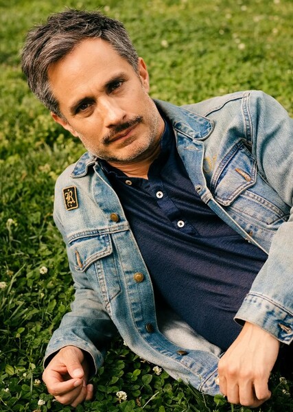 Gael García Bernal photo
