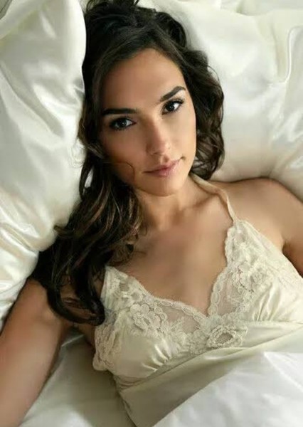 Gal Gadot photo