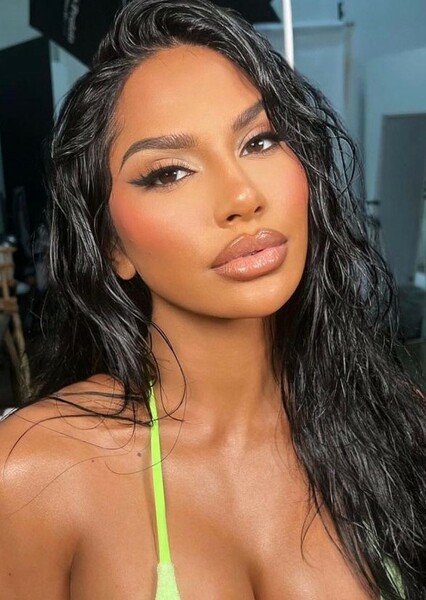 Gallienne Nabila photo