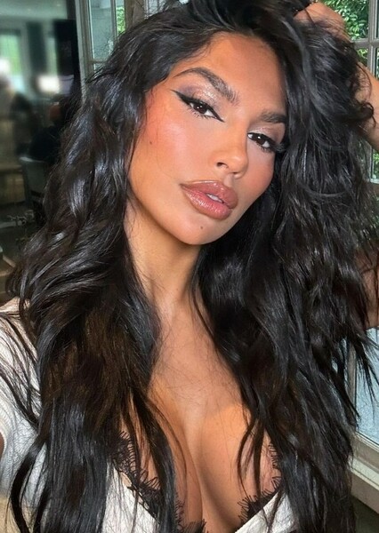 Gallienne Nabila photo