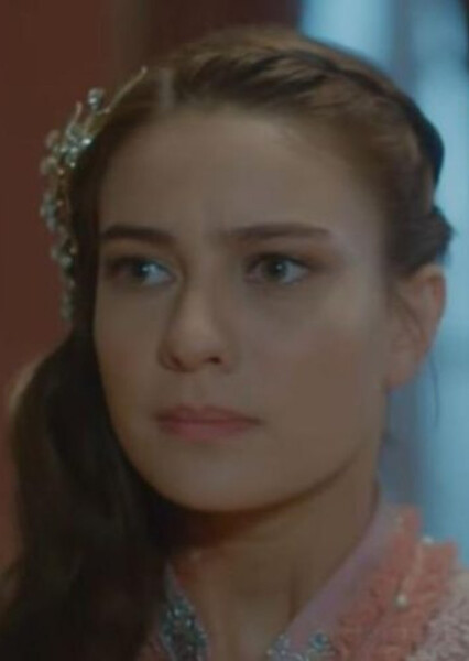 Gamze Doğanoğlu photo