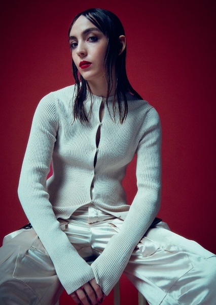 Garance Marillier photo
