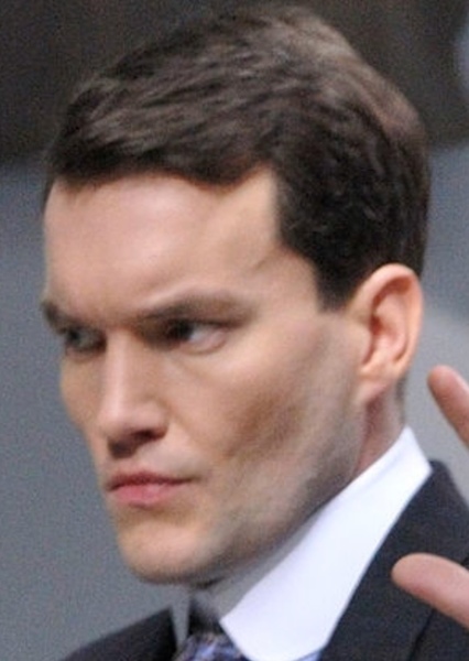 Gareth David-Lloyd photo