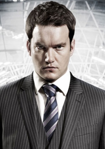 Gareth David-Lloyd photo