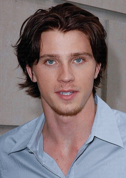 Garrett Hedlund photo