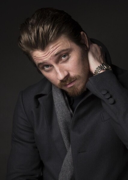 Garrett Hedlund photo
