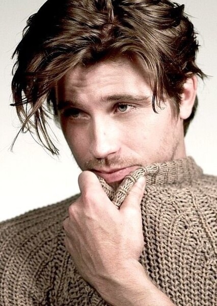 Garrett Hedlund photo