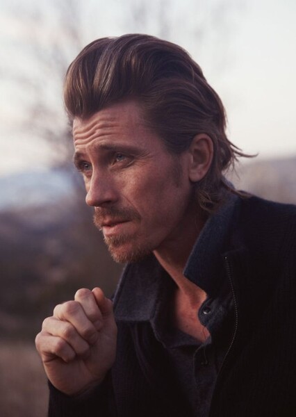 Garrett Hedlund photo
