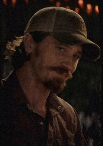 Garrett Hedlund photo
