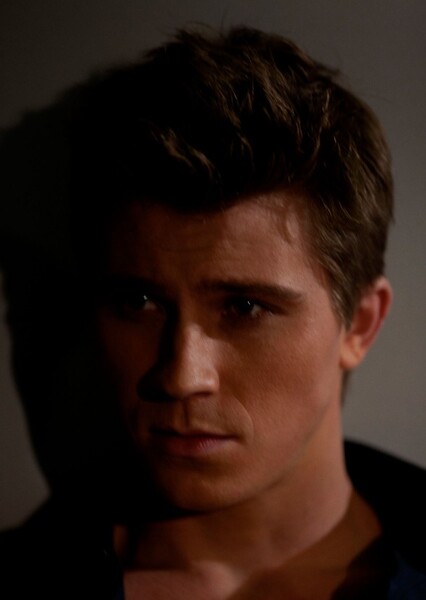 Garrett Hedlund photo
