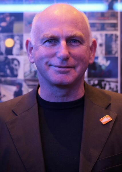 Gary Lewis