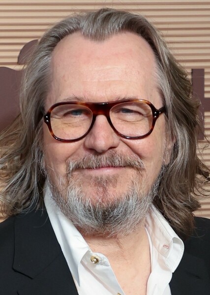 Gary Oldman photo