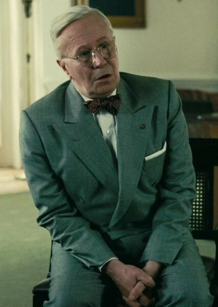 Gary Oldman photo