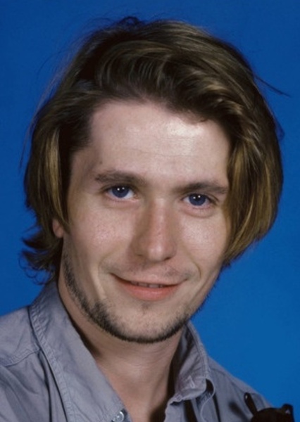 Gary Oldman photo