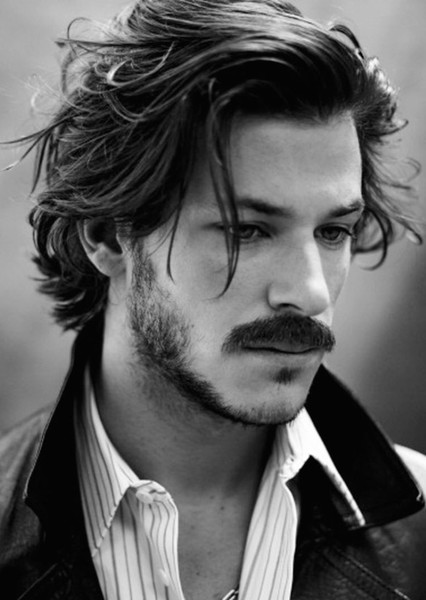 Gaspard Ulliel photo