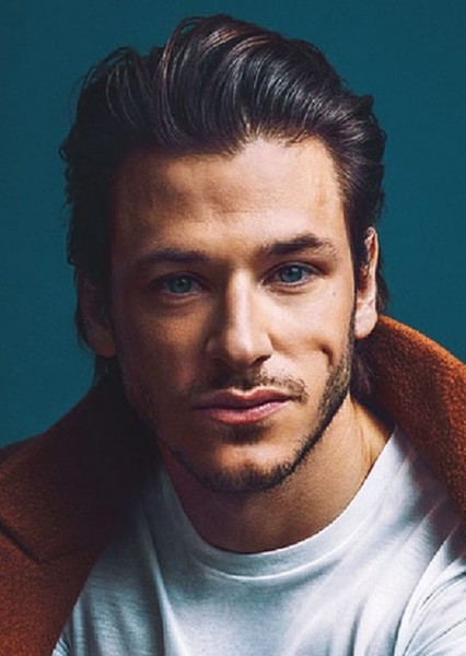 Gaspard Ulliel photo