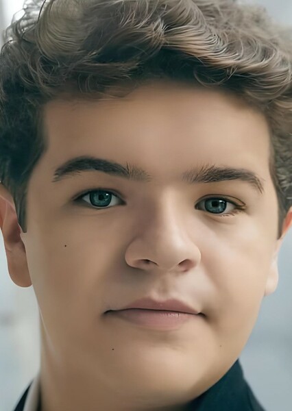 Gaten Matarazzo photo