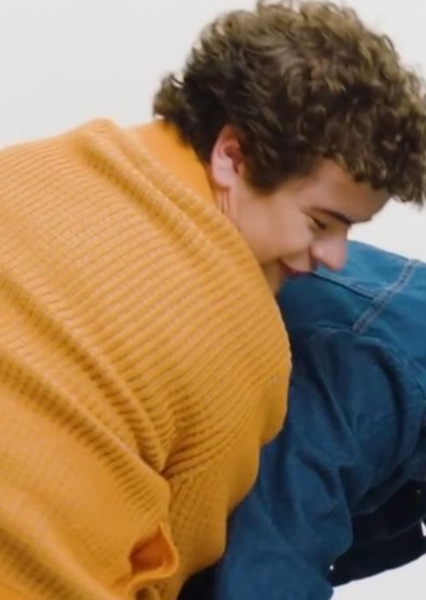 Gaten Matarazzo photo