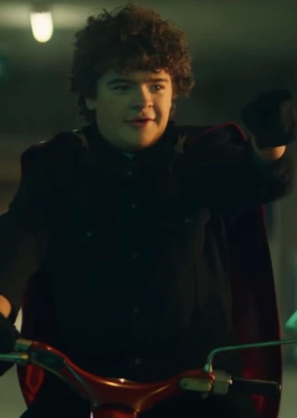 Gaten Matarazzo photo