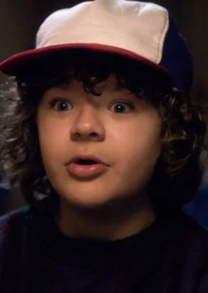 Gaten Matarazzo photo