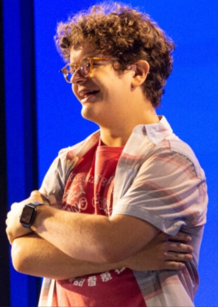 Gaten Matarazzo photo