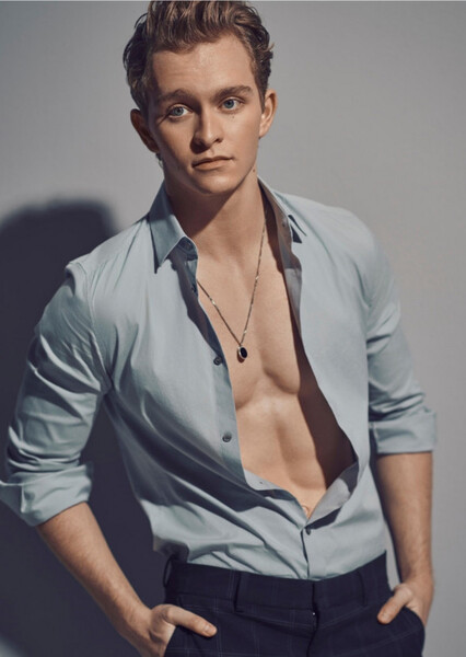 Gavin Lewis