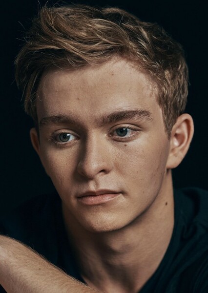 Gavin Lewis