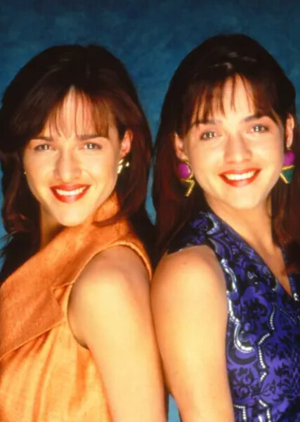 Gayle and Gillian Blakeney photo